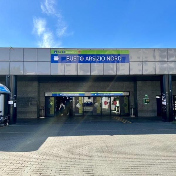 شقة Attico Vicino Milano, Mxp, Rho Fiera بوستو أرسيزيو المظهر الخارجي الصورة